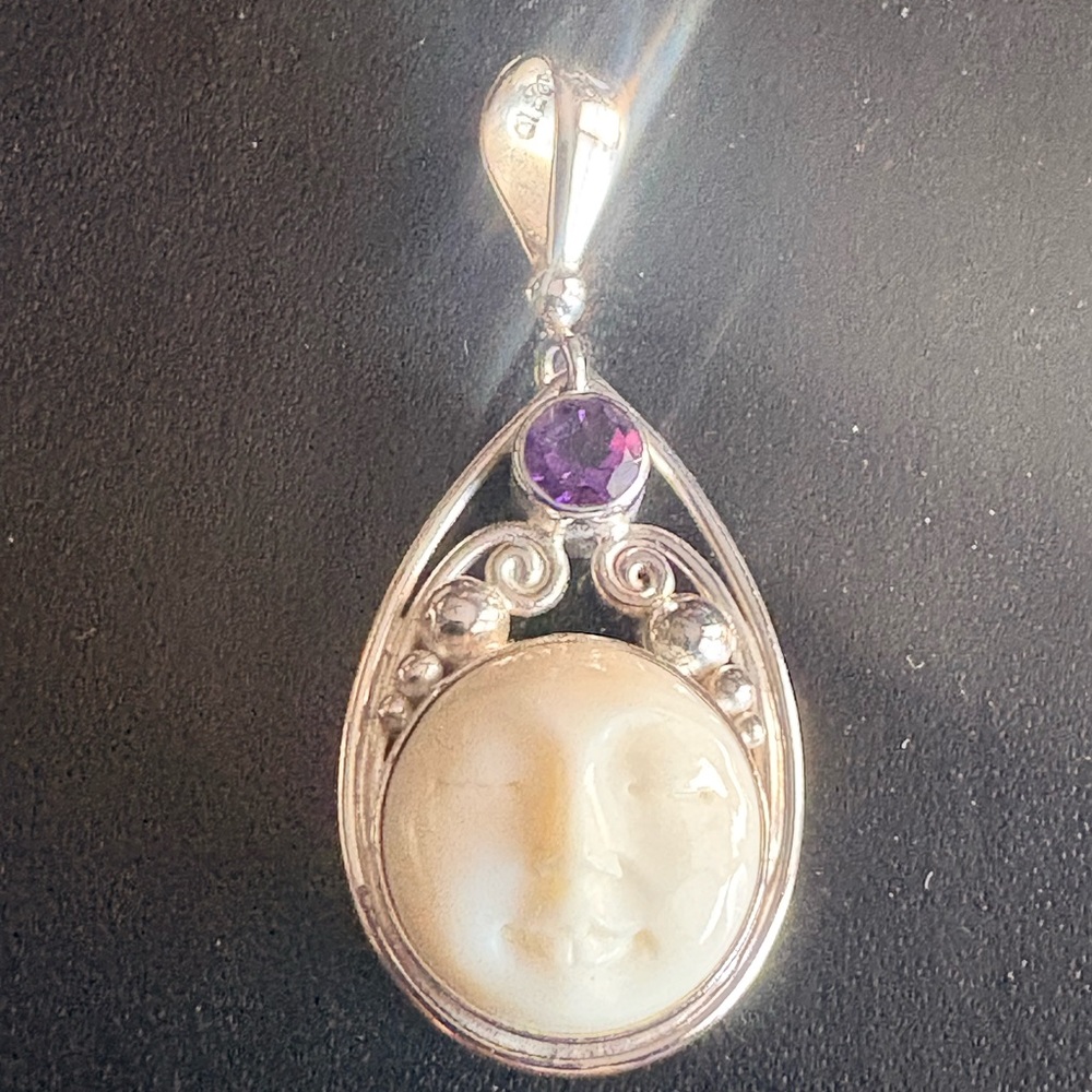 .925 Carved Goddess Pendent with Reversible Druzy Back